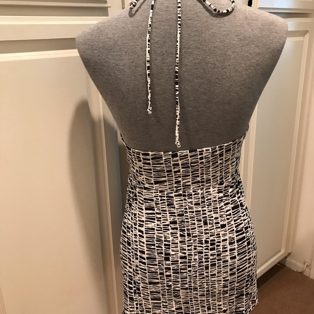 Halter Top - Picture 2 of 8